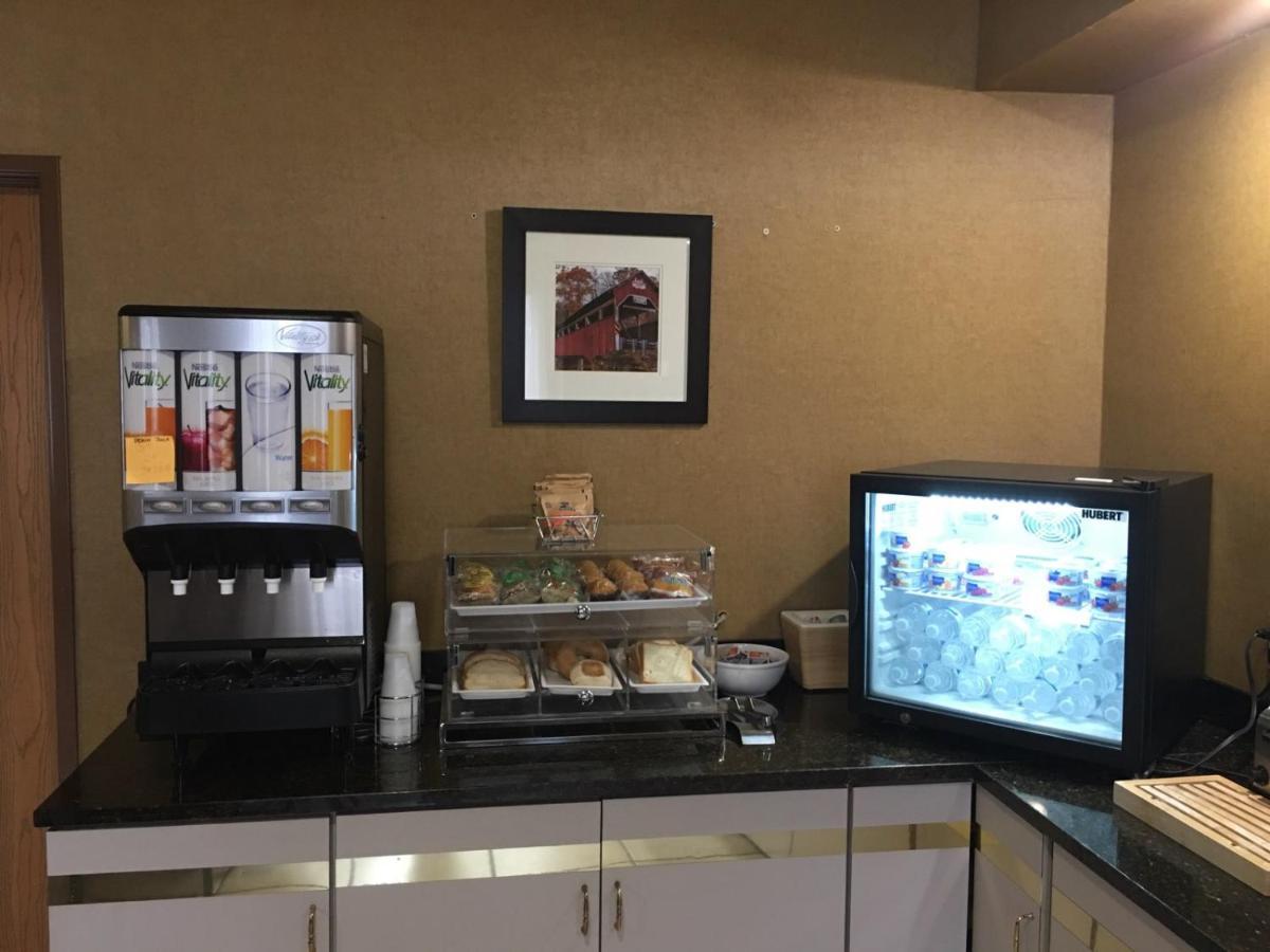 Wingate By Wyndham Pittsburgh New Stanton Hotell Eksteriør bilde